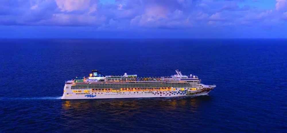Hallmark Channel Unveils 2024 Christmas Cruise Setting Sail